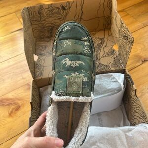 Stio Green Camouflage Quilted Slip-On Loafers